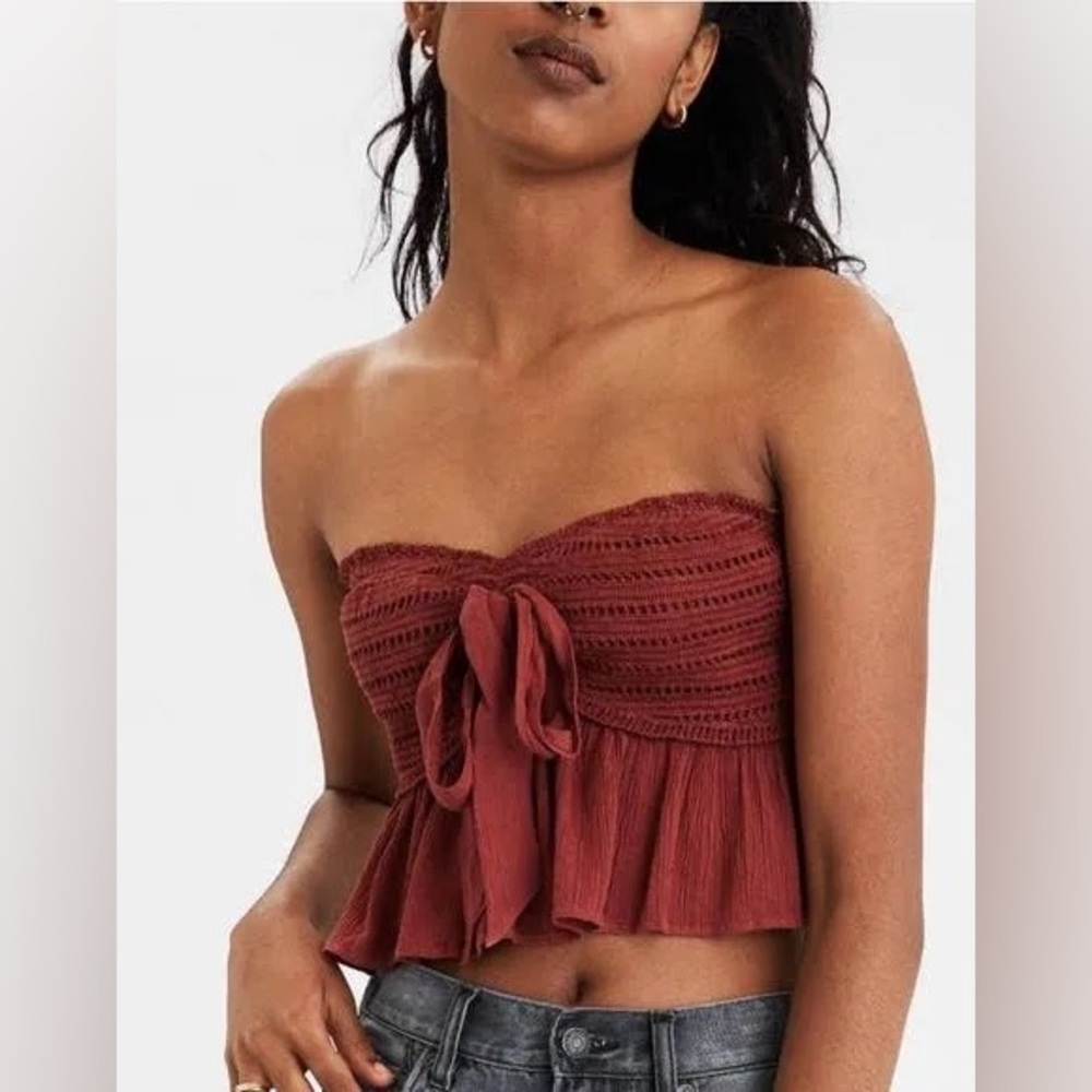 American Eagle Strapless Croptop